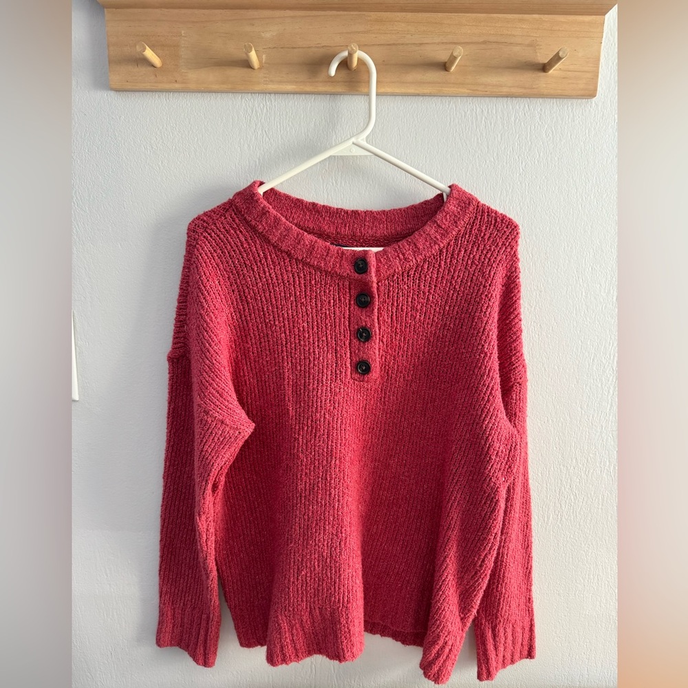 American Eagle Outfitters AEO Jegging Fit Henley Pullover Sweater Size Small